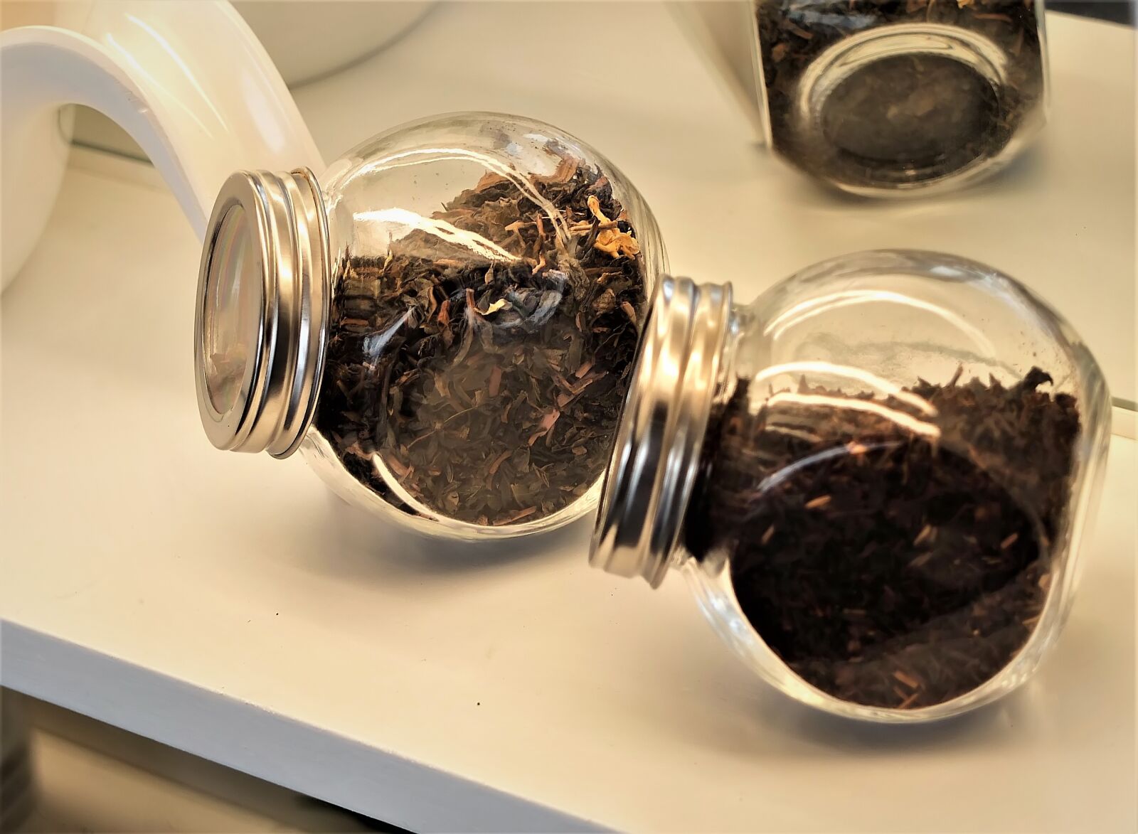 Fujifilm X10 sample photo. Tea, classic, dry photography
