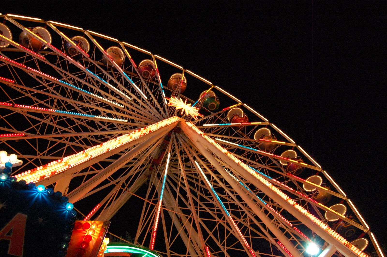 Nikon D40 sample photo. Ferris wheel, light, night photography