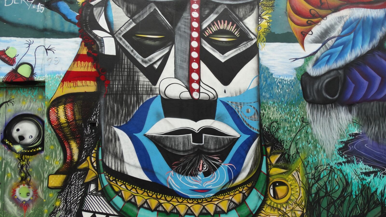 Sony Cyber-shot DSC-HX300 sample photo. Graphite, street art, urban photography