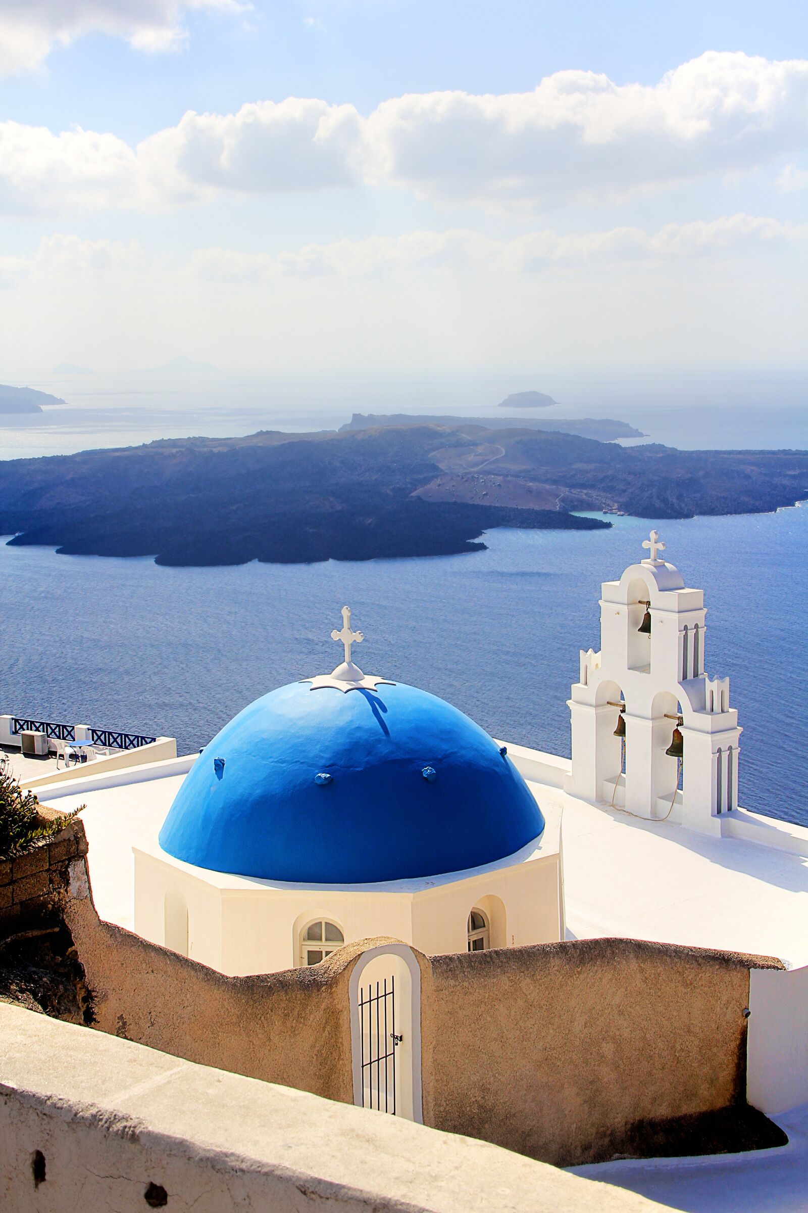 Canon EOS 550D (EOS Rebel T2i / EOS Kiss X4) sample photo. Greece, santorini, church photography
