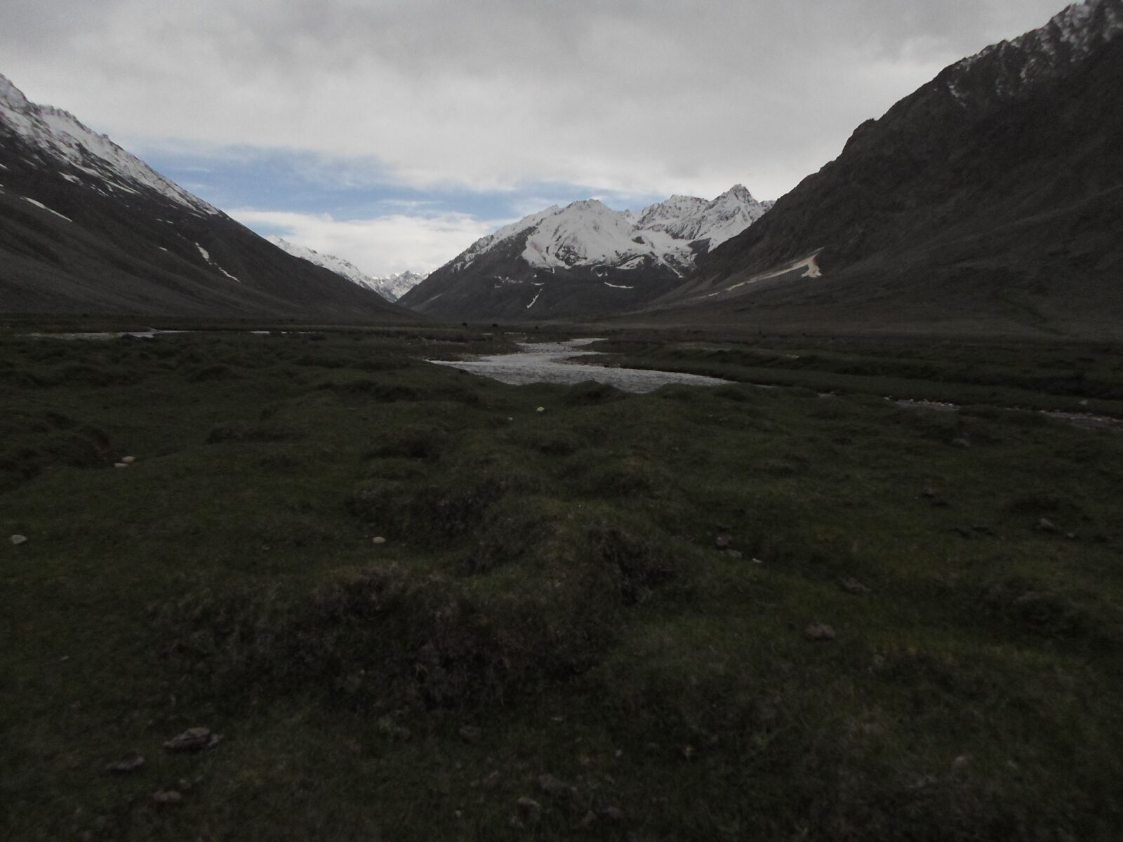 Samsung ES95 sample photo. Barsat, beauty, gilgit, lushgreen photography