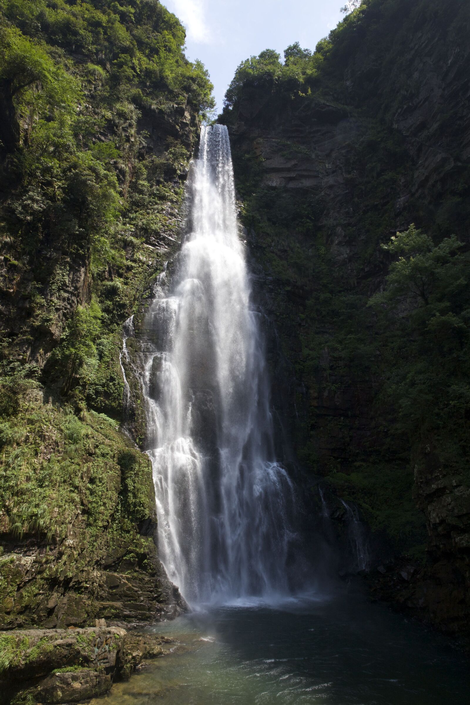Canon EF 24-70mm F2.8L II USM sample photo. The jinggang mountains, strip photography