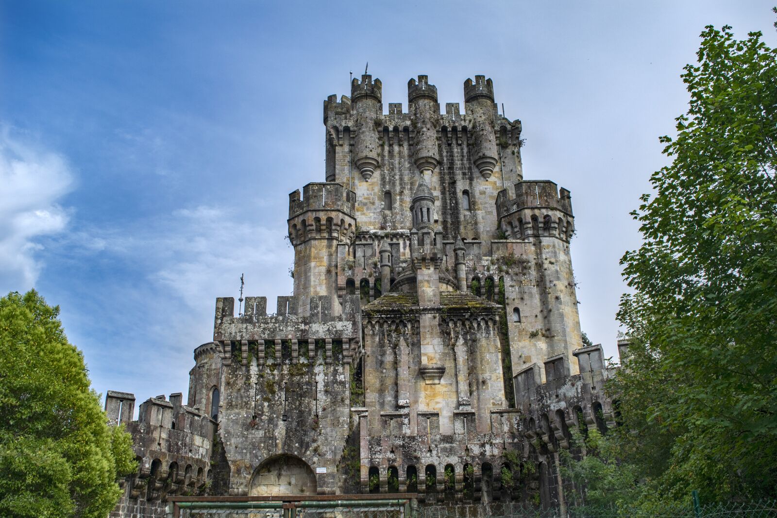 Nikon D3300 sample photo. Castle, architecture, sky photography