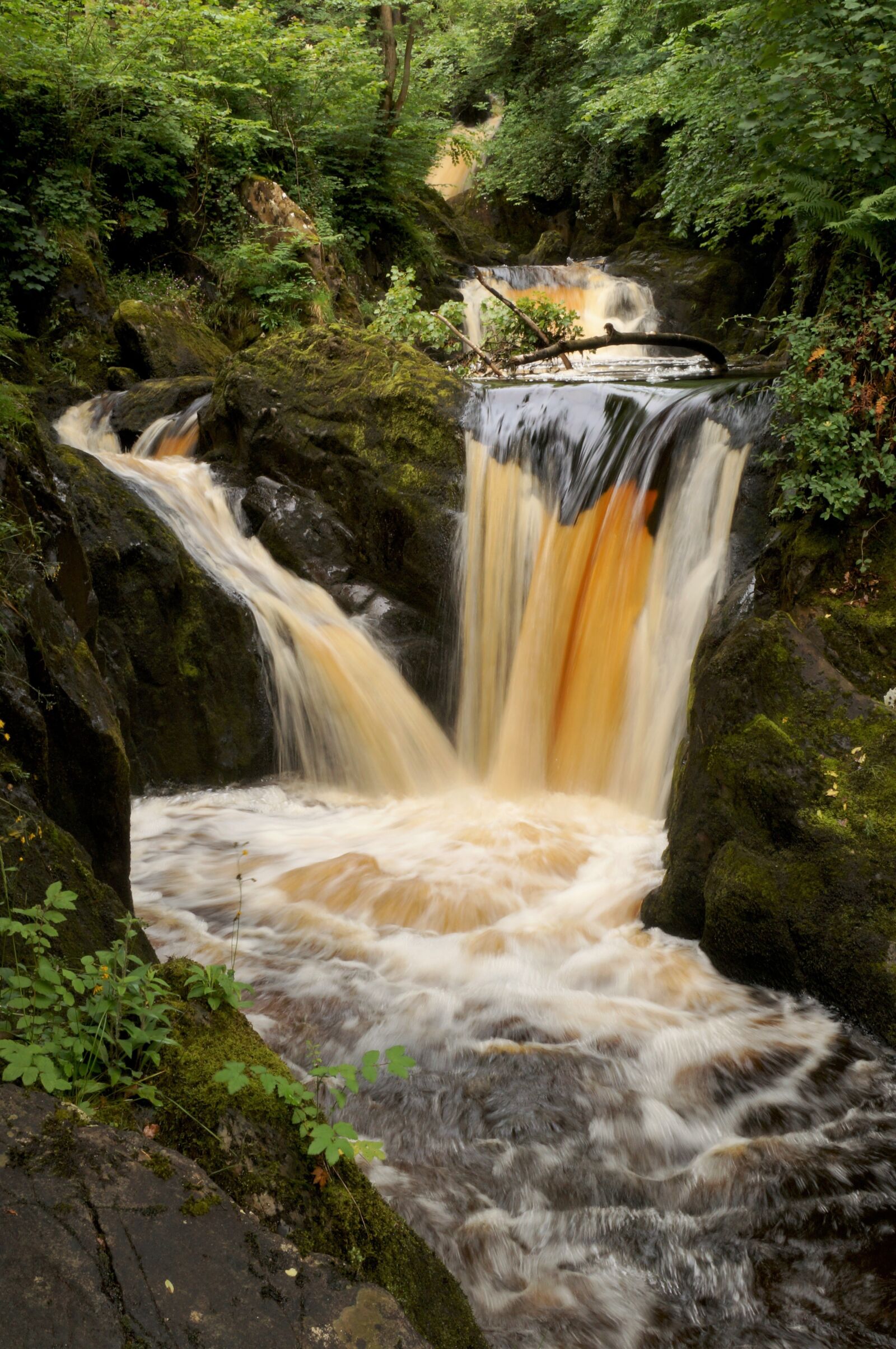 Sony DT 18-250mm F3.5-6.3 sample photo. Waterfall, ingleton, yorkshire dales photography