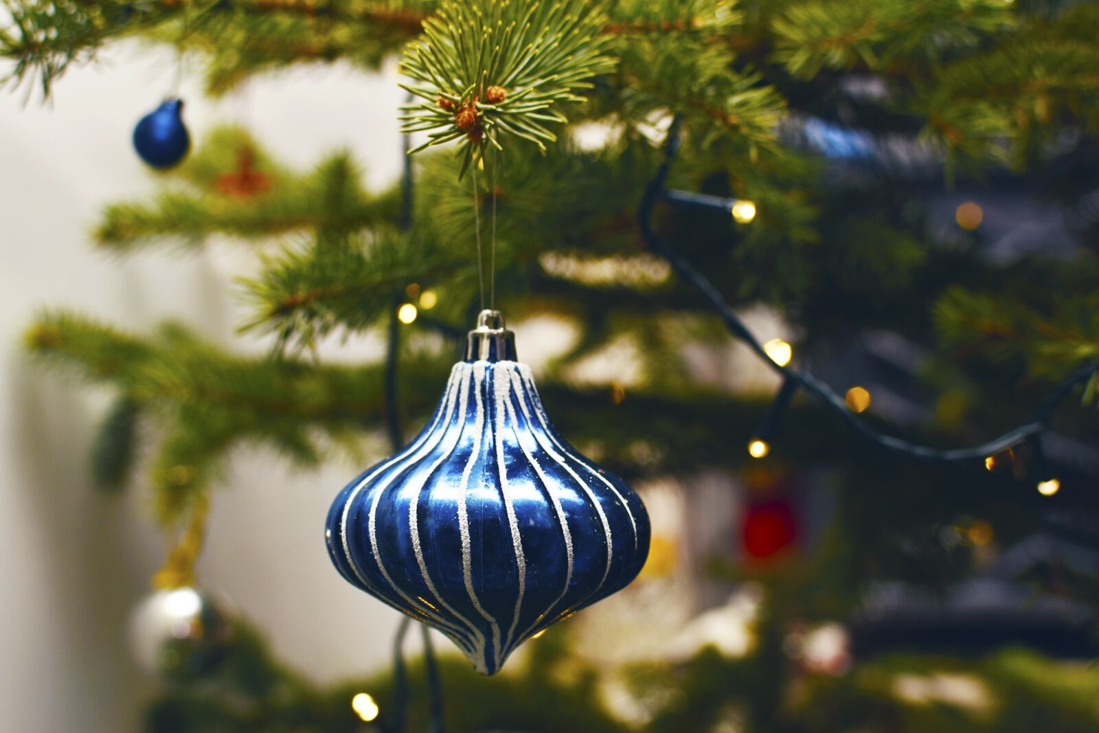 Nikon D7200 sample photo. Christmas, christmas tree toys photography