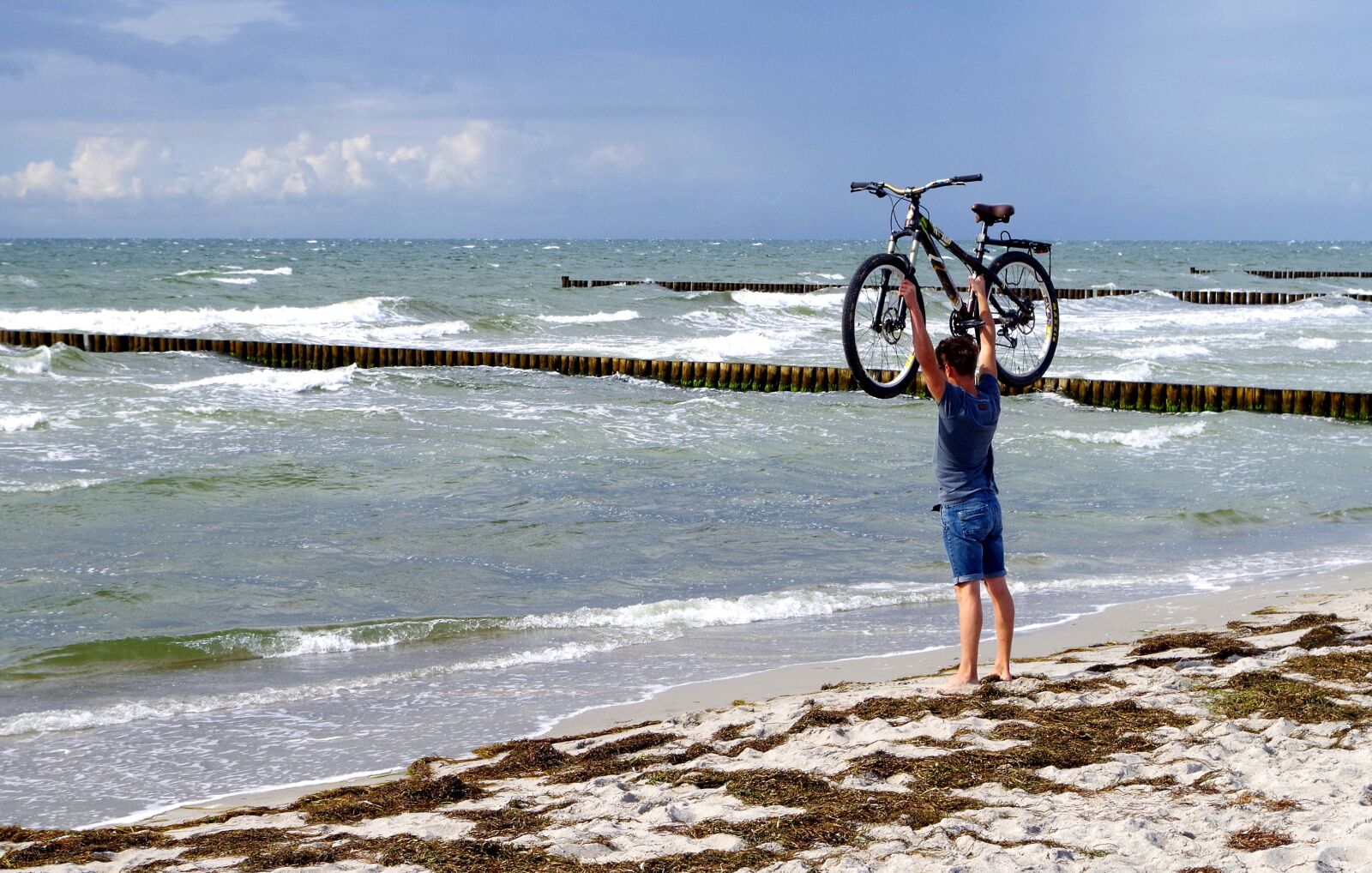 Pentax K-30 sample photo. Fitness, sea, freedom photography