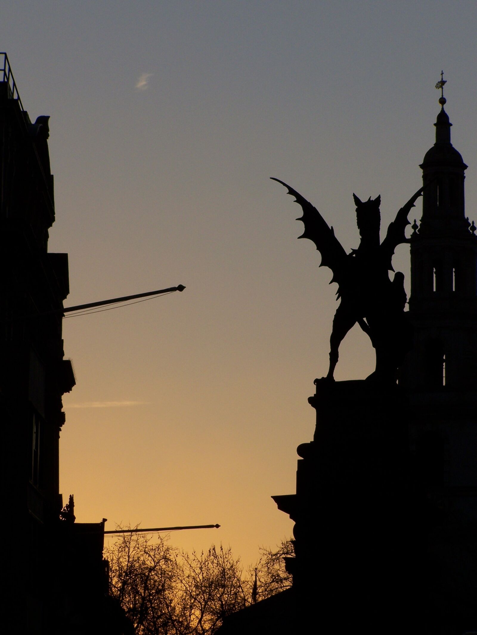 Kodak Z650 ZOOM DIGITAL CAMERA sample photo. Sunset, statue, silhouette photography