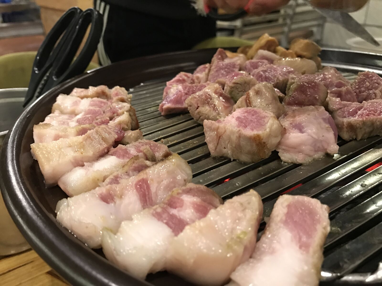 Apple iPhone 7 sample photo. Korean food, barbecue, pork photography