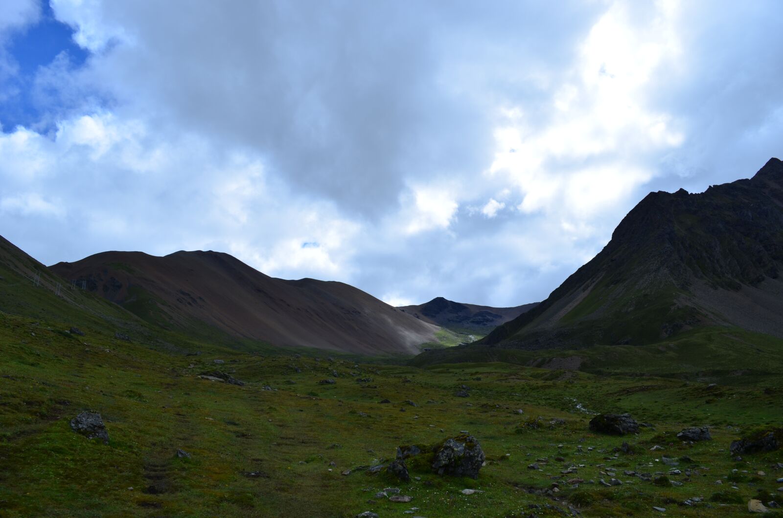 Nikon D5100 sample photo. Landscape, mountains, ravine photography