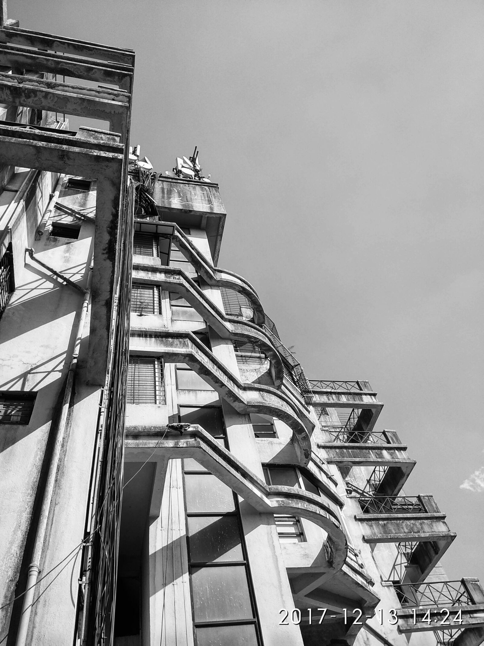 Xiaomi Redmi Note 4 sample photo. Abstract, apartment, apartment, building photography