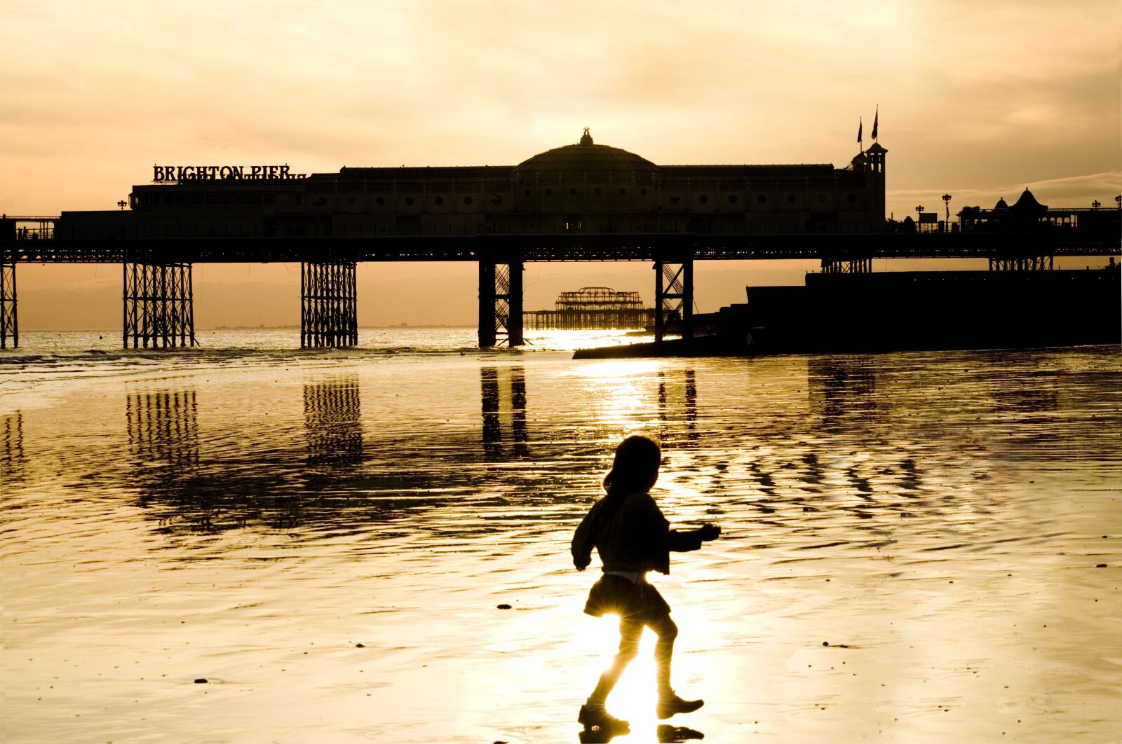 Canon EOS 5D sample photo. Silhouette of girl, girl photography