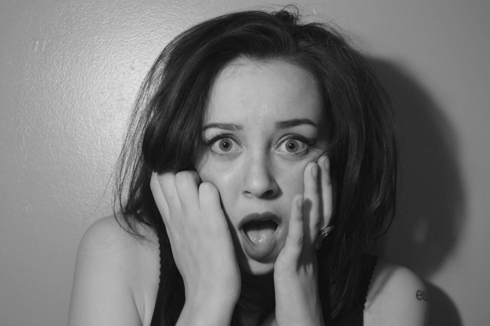 Nikon D3200 sample photo. Shock, woman, portrait photography