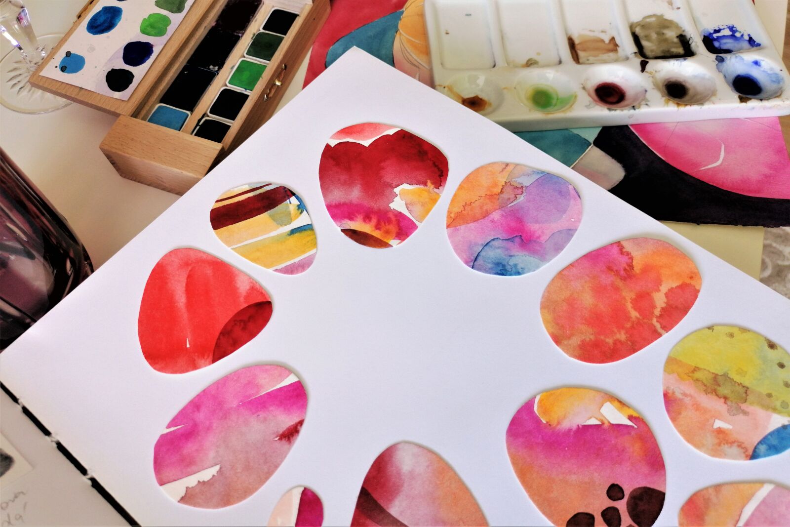 HUAWEI P30 LITE sample photo. Colors, watercolor, paper photography