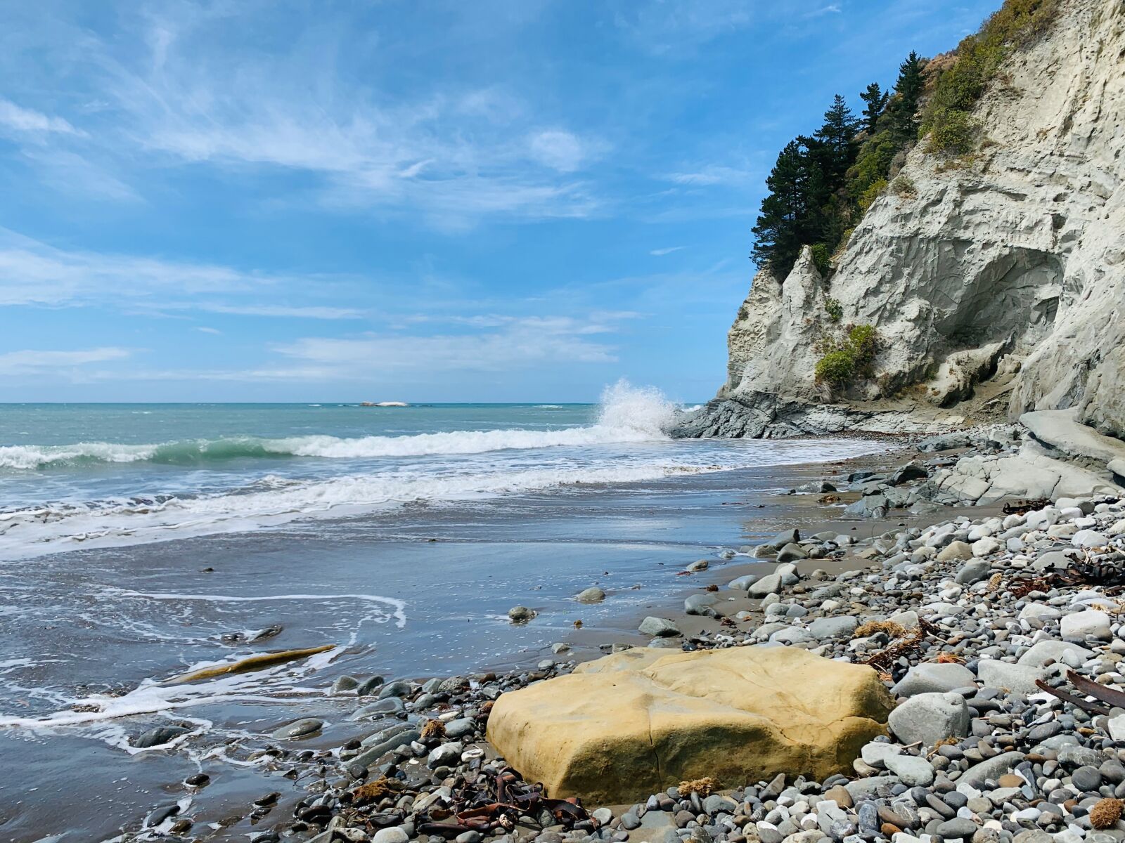 Apple iPhone XR sample photo. Beach, ocean, sea photography