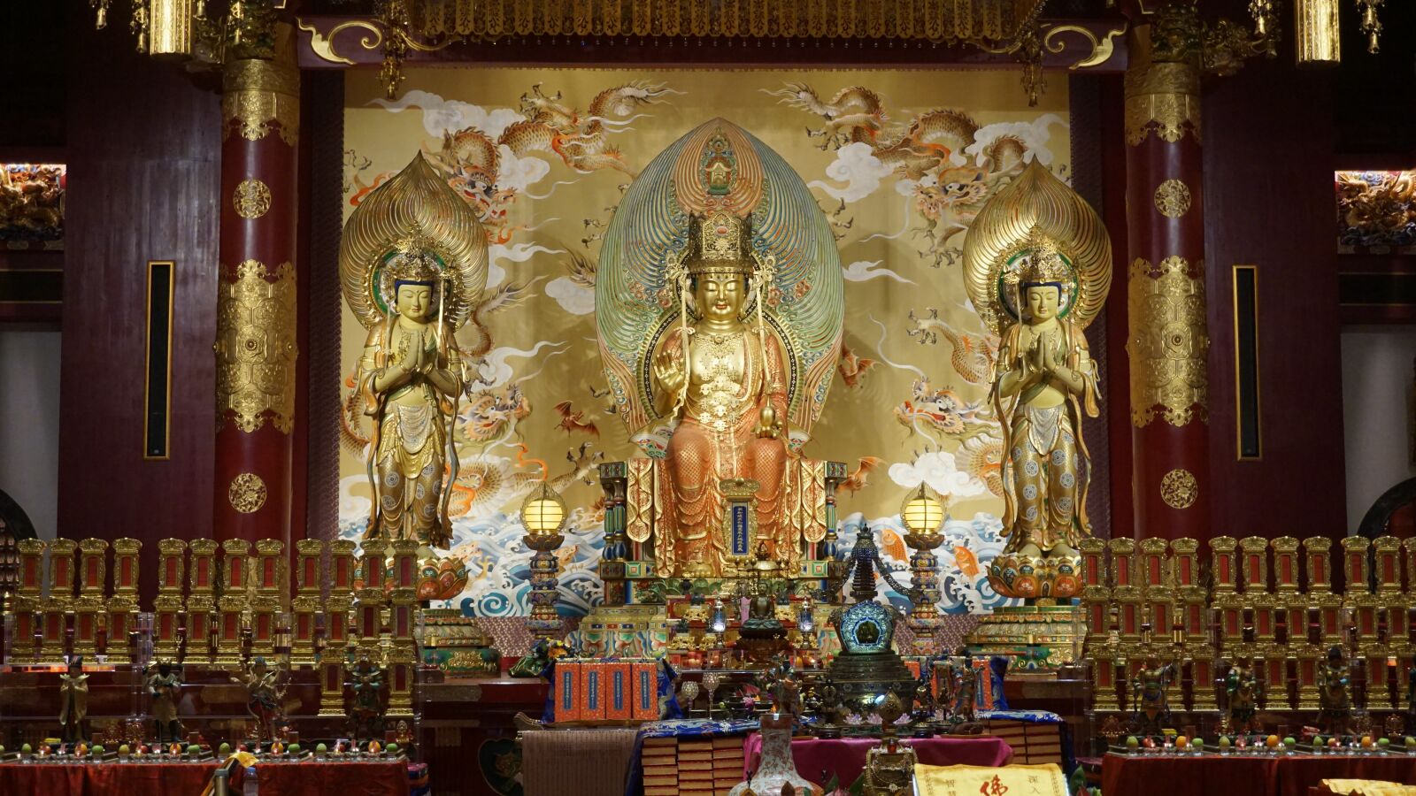 Sony a6000 sample photo. Budda tooth, temple, chinatown photography