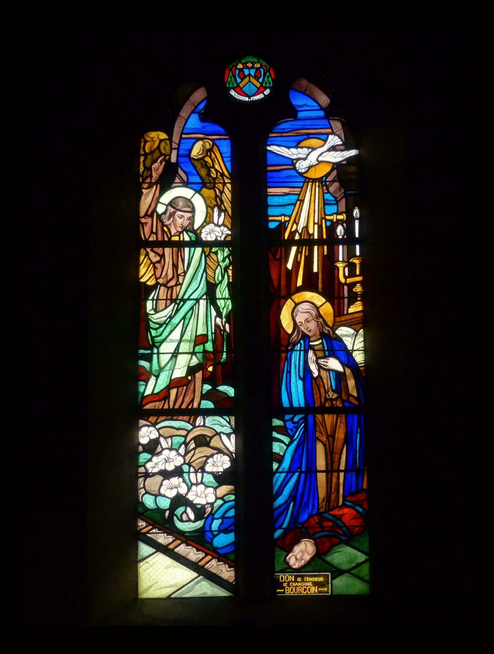 Panasonic Lumix DMC-FZ200 sample photo. Stained glass, religion, church photography