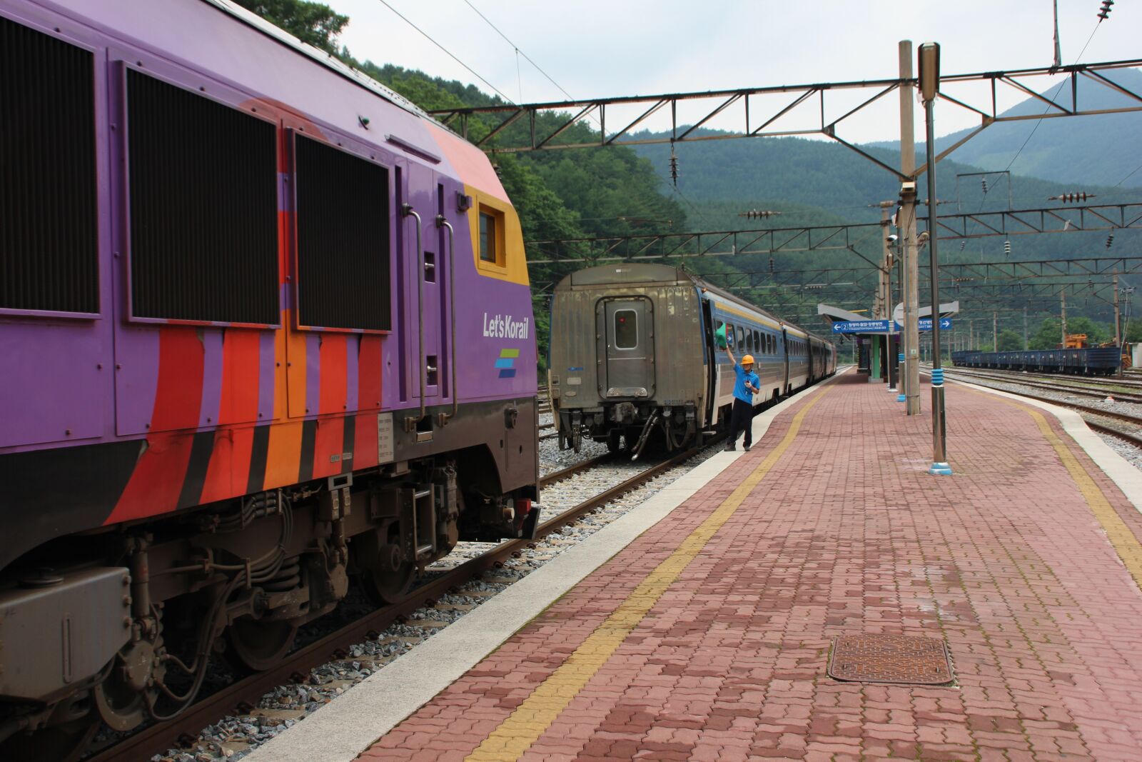 Canon EOS 600D (Rebel EOS T3i / EOS Kiss X5) sample photo. Train, railway, transportation photography