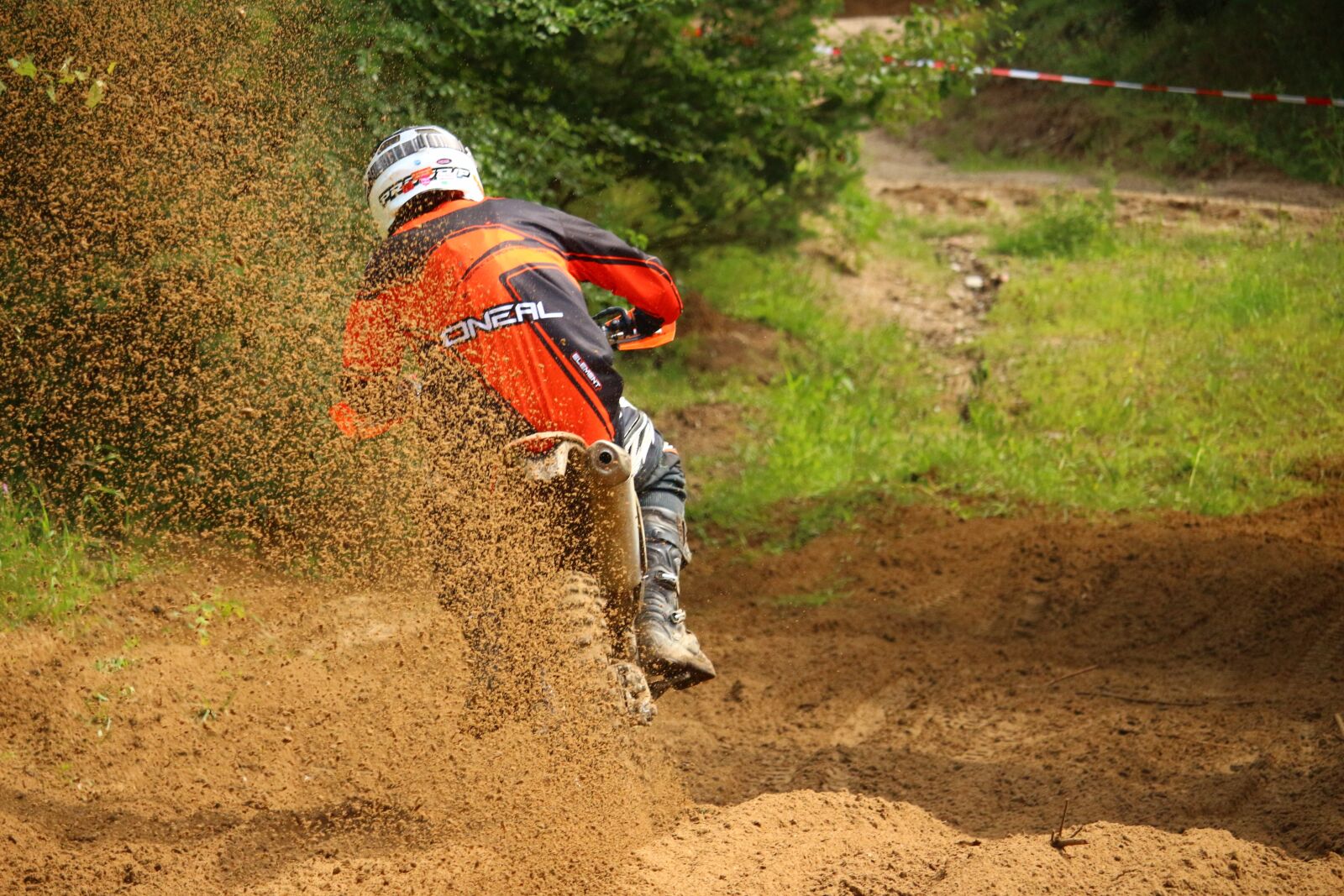 Canon EOS 100D (EOS Rebel SL1 / EOS Kiss X7) sample photo. Motocross, motorcycle, cross photography