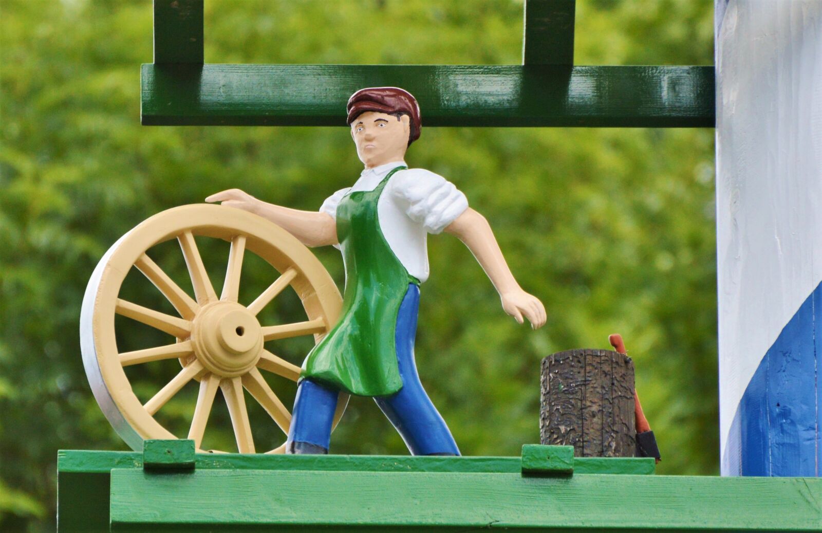 Nikon D3200 sample photo. Maypole figure, figure, maypole photography