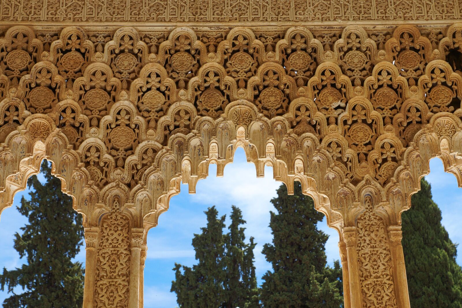 Sony SLT-A77 + Sony DT 16-50mm F2.8 SSM sample photo. Spain, granada, alhambra photography