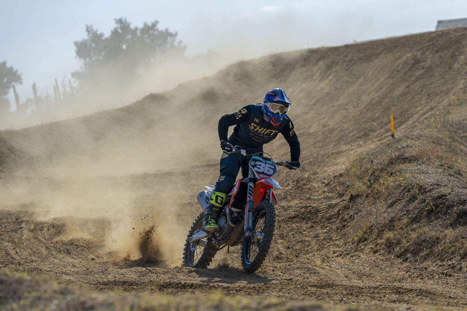 Sony a7 II + Sony FE 70-200mm F4 G OSS sample photo. Motocross, grand prix, engine photography
