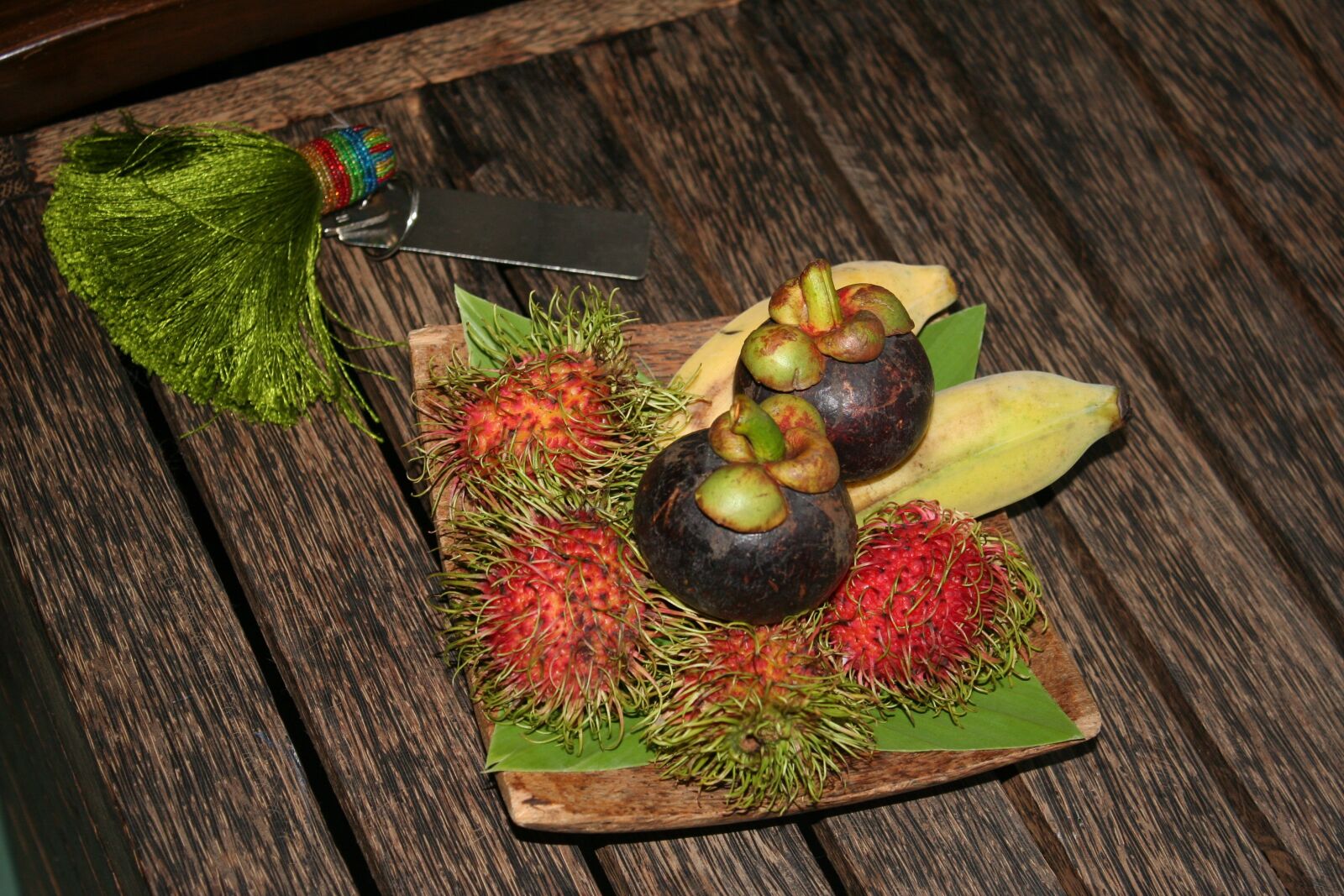 Canon EOS 350D (EOS Digital Rebel XT / EOS Kiss Digital N) sample photo. Fruit, tropical, food photography