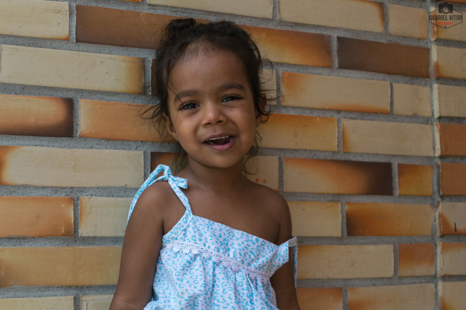 Nikon D3100 sample photo. Piscadinha, smile, look photography