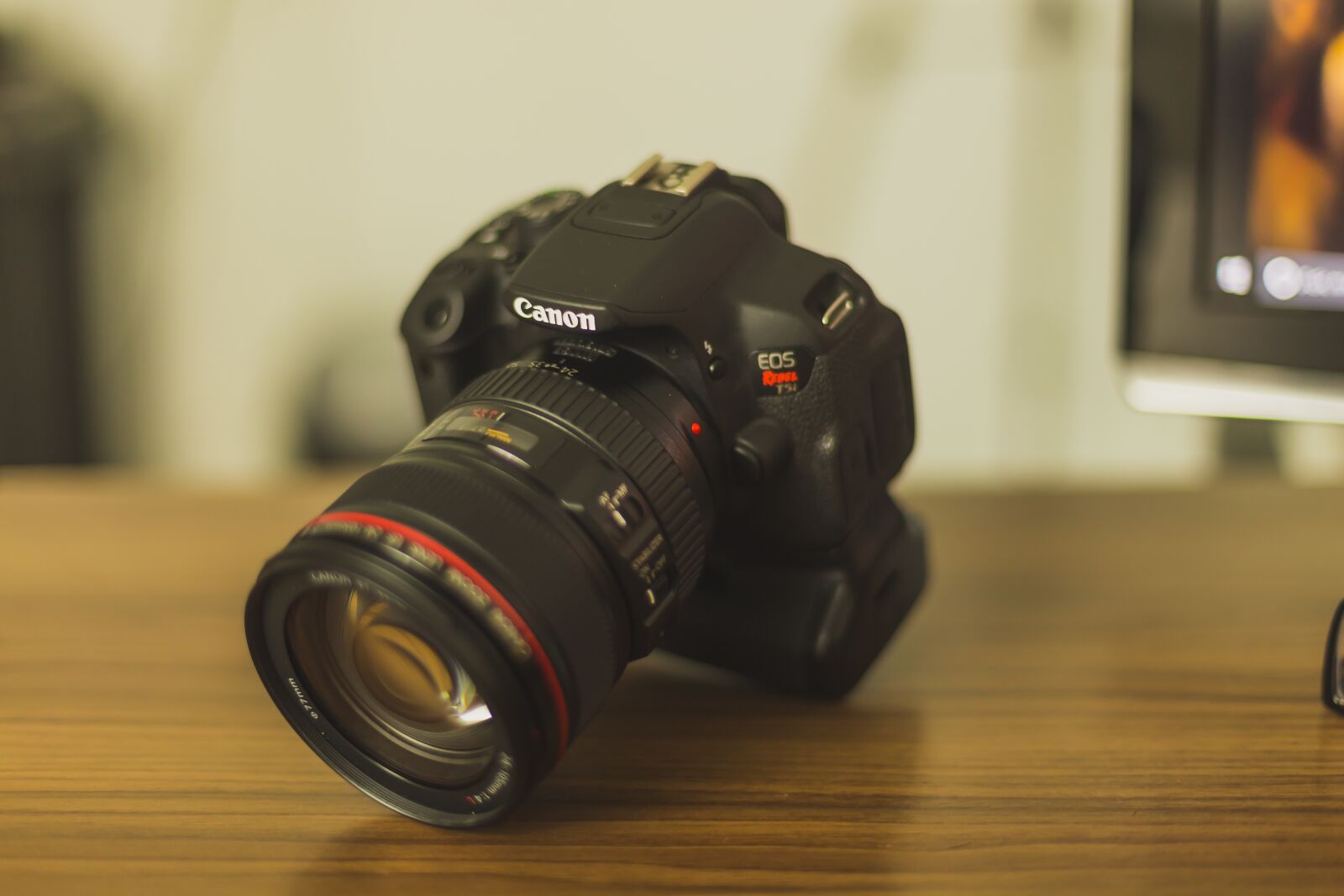Canon EOS 6D + Canon EF 50mm F1.4 USM sample photo. Canon, 6d, 50mm photography