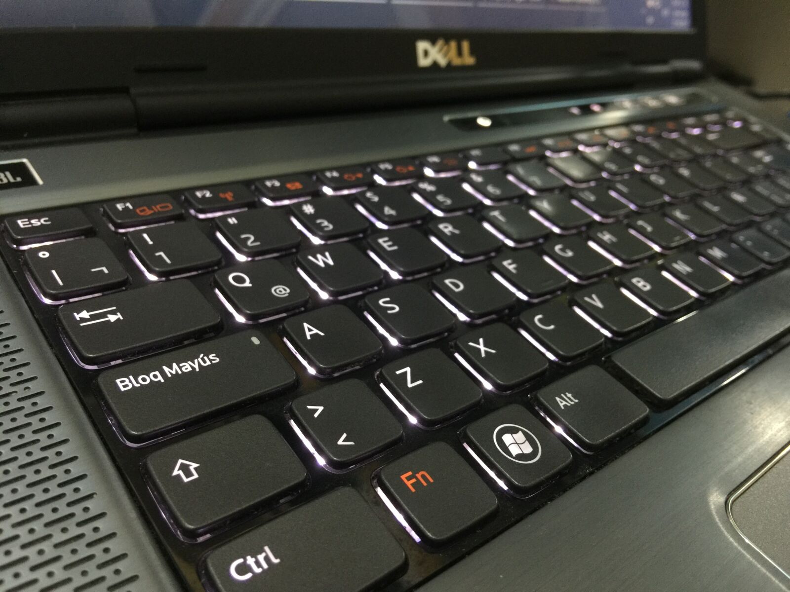 iPhone 6 Plus back camera 4.15mm f/2.2 sample photo. Illuminated keyboard, keyboard laptop photography