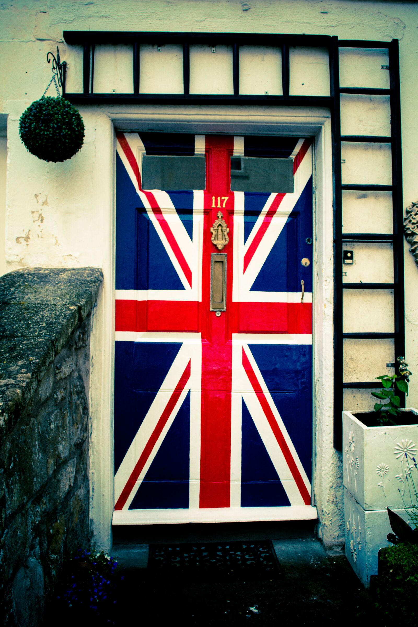 Nikon D3100 sample photo. Union flag, britain, door photography