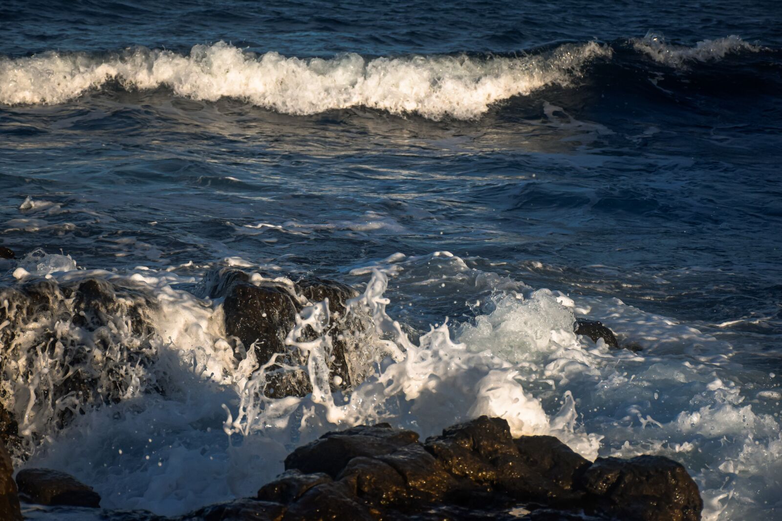 Nikon D5300 sample photo. Wave, wind, turquoise photography