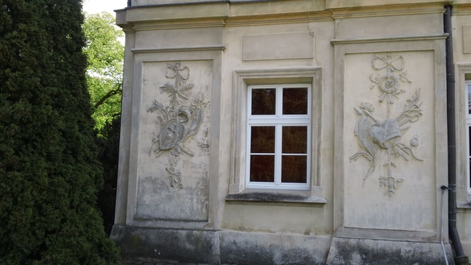 Sony MHS-TS20 sample photo. The palace, zengeni, municipality photography