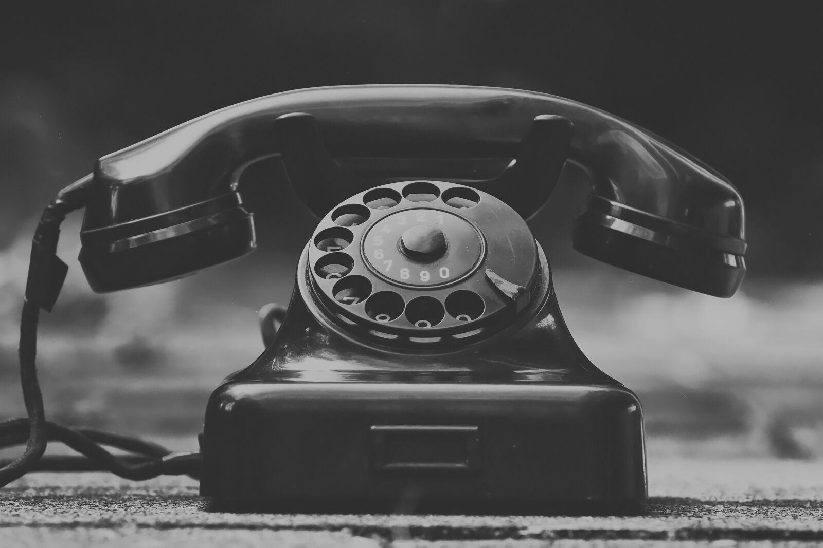Nikon D7200 sample photo. Phone, old, year built 1955 photography