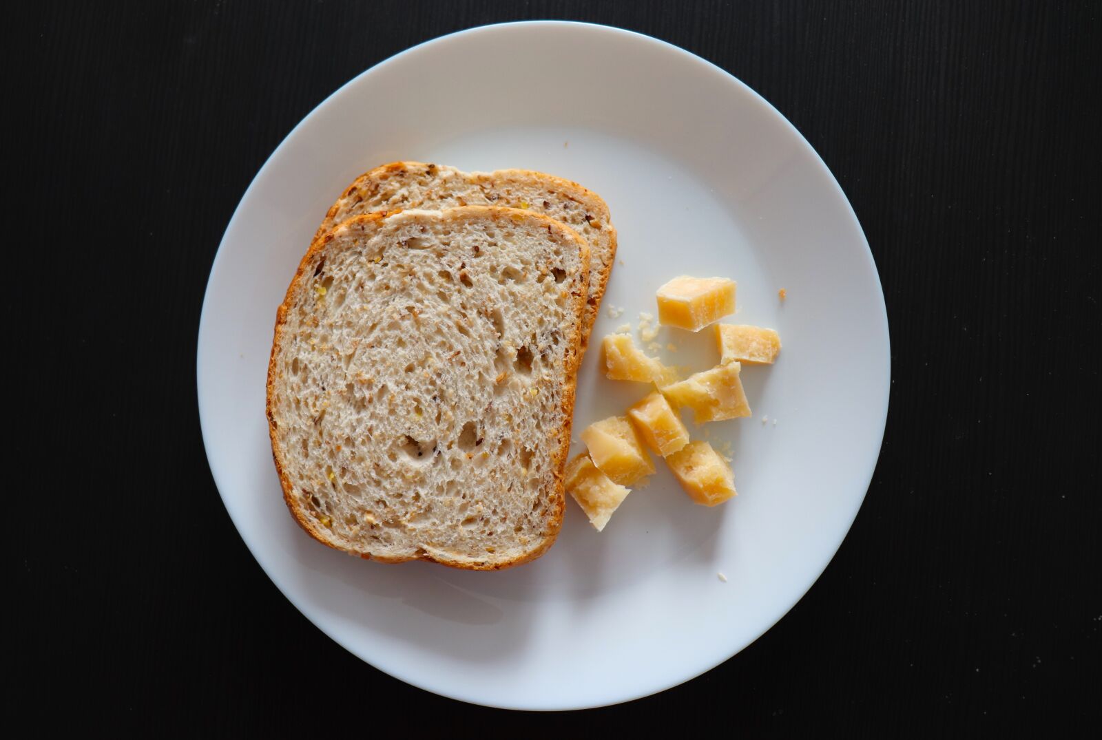 Canon EOS 800D (EOS Rebel T7i / EOS Kiss X9i) sample photo. Whole grain, bread, cheese photography