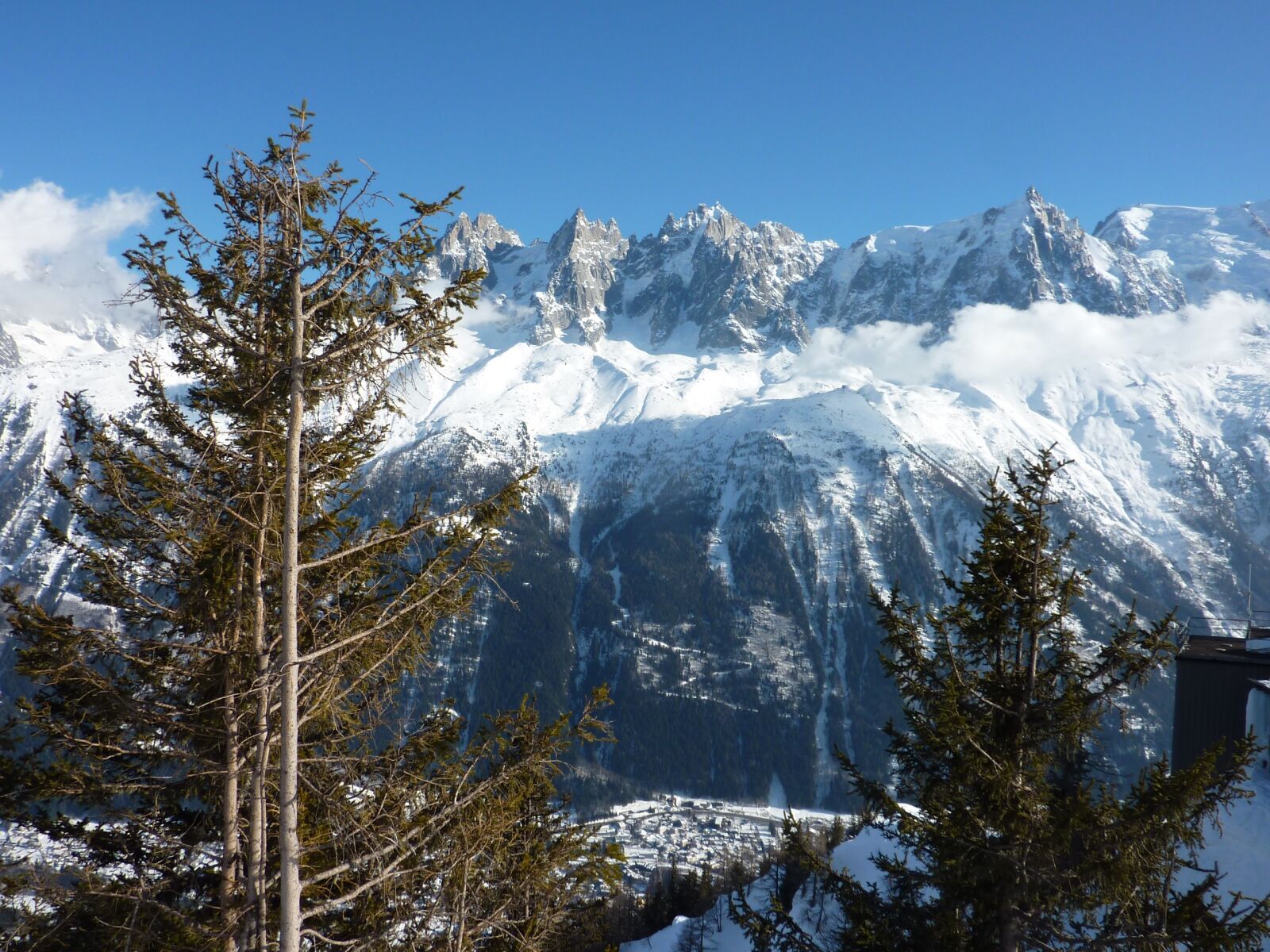 Panasonic Lumix DMC-ZS1 (Lumix DMC-TZ6) sample photo. Mountain, alps, snow photography
