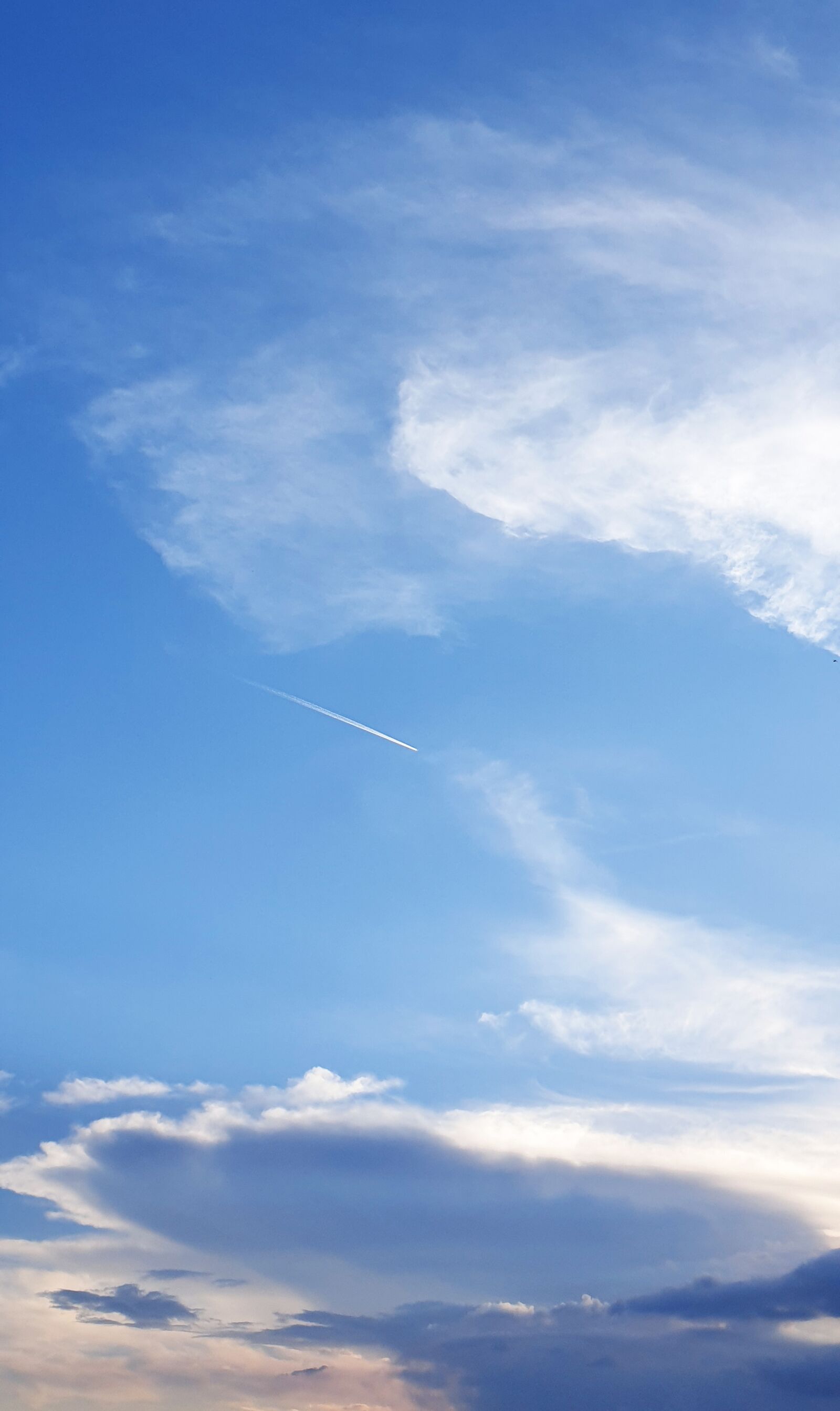 Samsung Galaxy S9+ sample photo. Sky, the plane, clouds photography