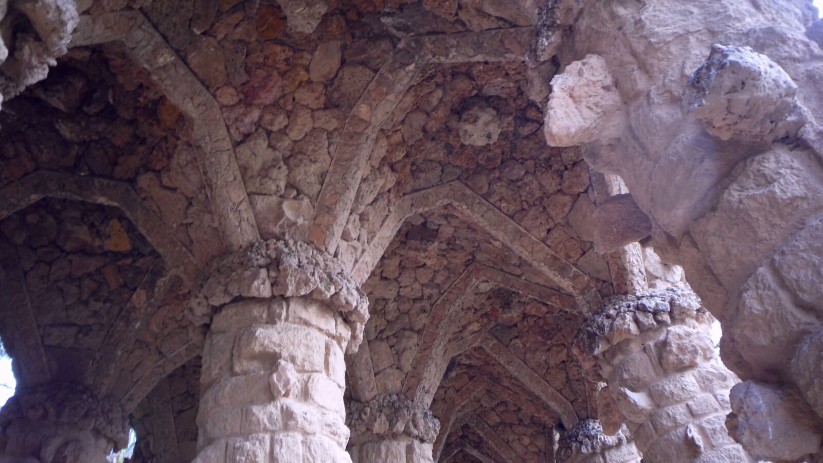 Samsung PL80/VLUU PL80/ SL630/ PL81 sample photo. Barcelona, parc guell, gaudí photography