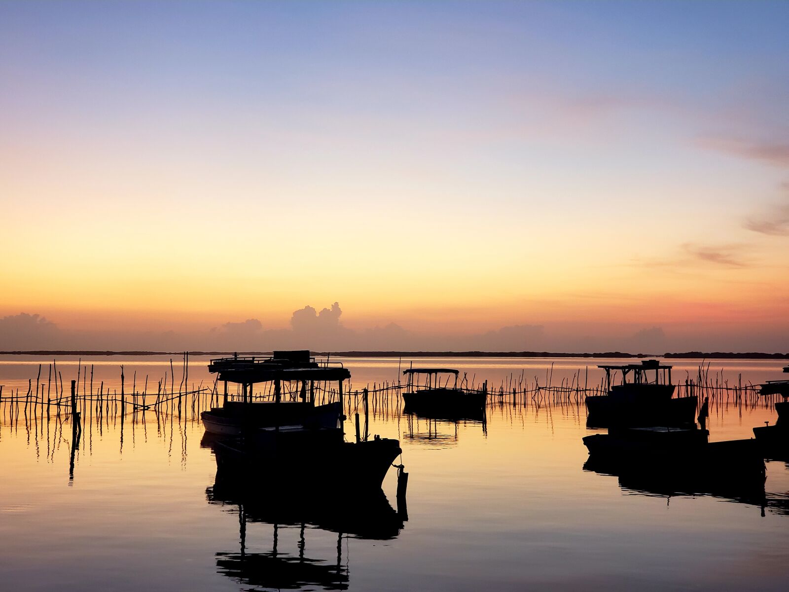 Samsung Galaxy S9+ sample photo. Dawn, boats, cuba photography
