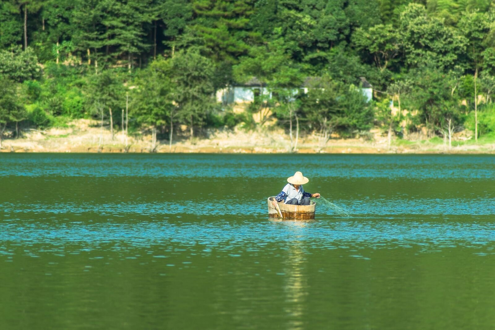 Sony a7 II sample photo. Lake, water, woodden boat photography