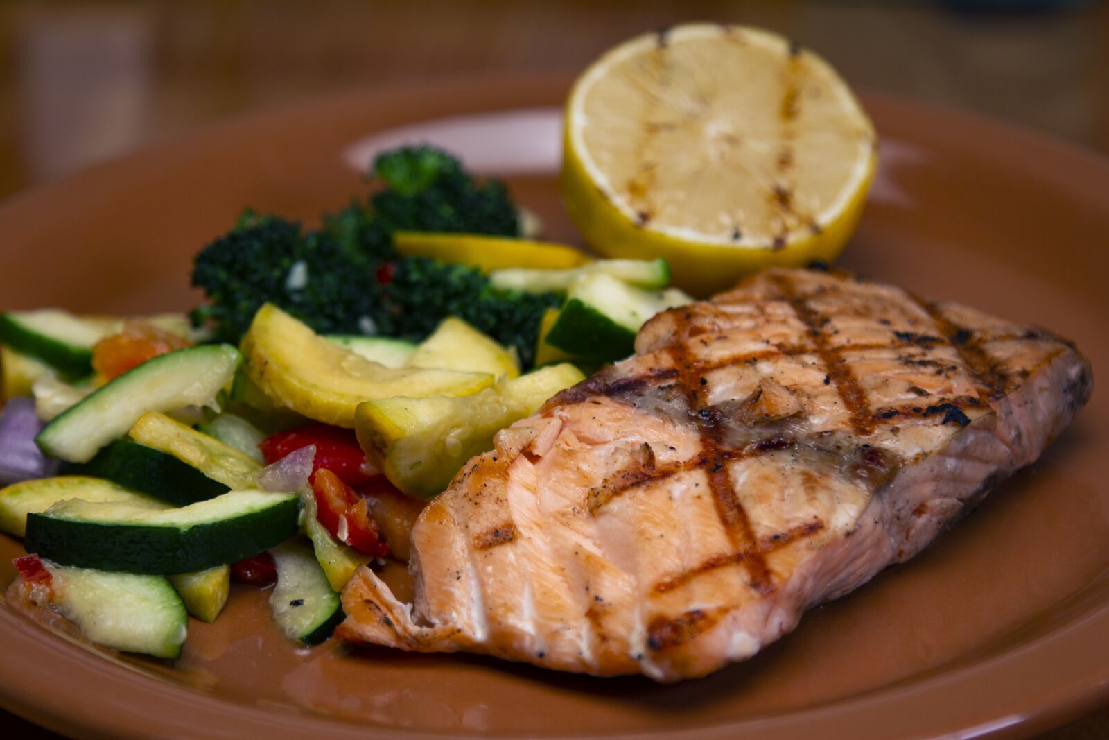 Canon EOS 70D + Canon EF 24-105mm F4L IS USM sample photo. Salmon, fish, seafood photography