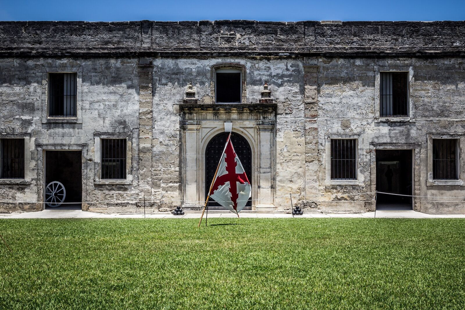 Canon EOS 600D (Rebel EOS T3i / EOS Kiss X5) sample photo. Fort, historic, stone photography