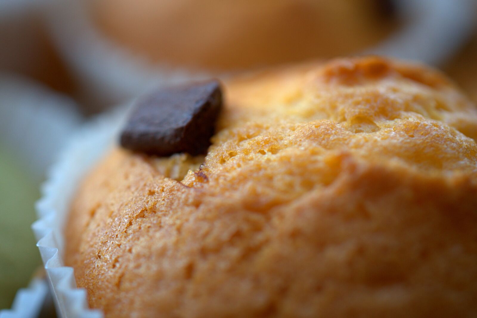 Sony a7 II + Sony FE 50mm F2.8 Macro sample photo. Muffin, cake, sweet photography
