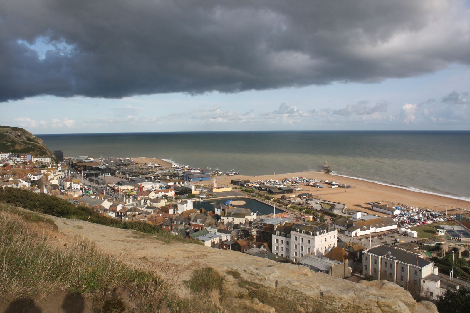 Canon EOS 450D (EOS Rebel XSi / EOS Kiss X2) sample photo. Hastings, uk, sky photography