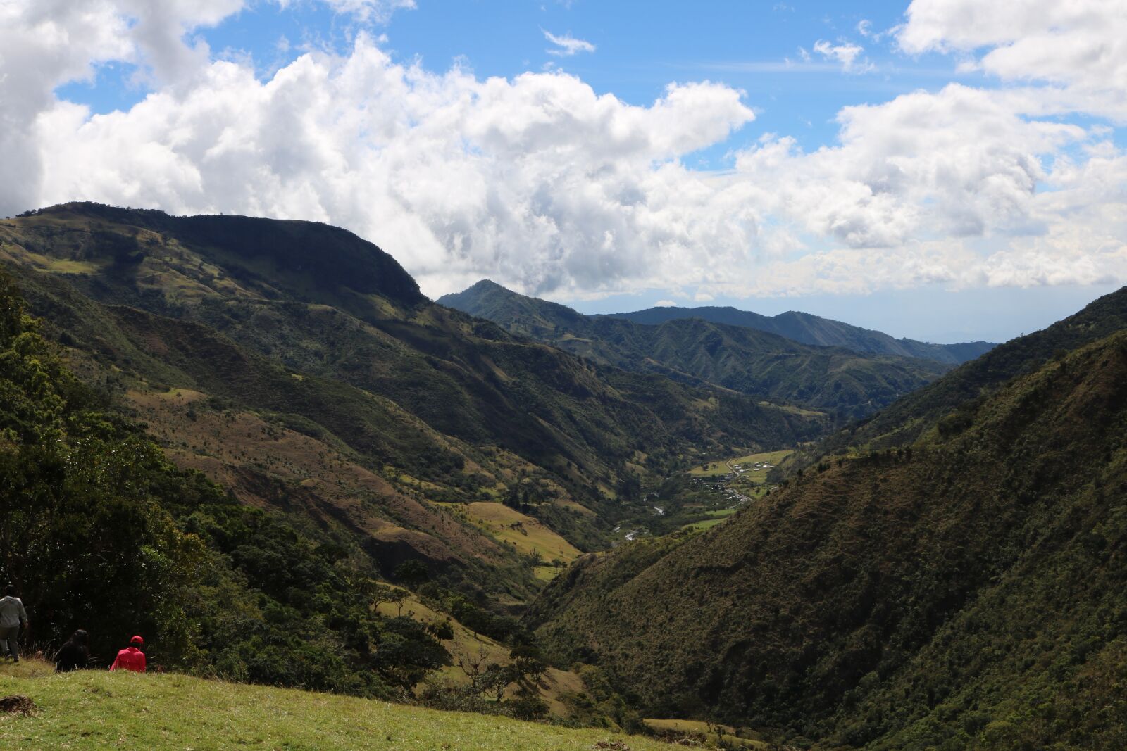 Canon EOS 750D (EOS Rebel T6i / EOS Kiss X8i) sample photo. Colombia, landscape, mountains photography
