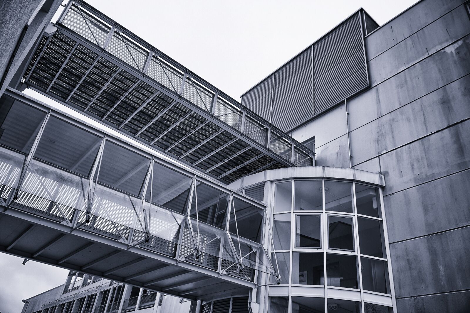 Sony a6000 sample photo. Architecture, monochrome, design photography
