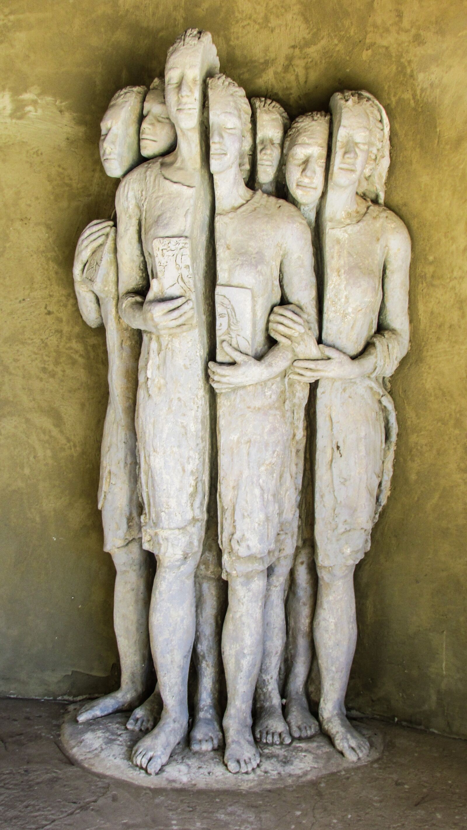 Canon PowerShot SX400 IS sample photo. Refugees, sculpture, church photography