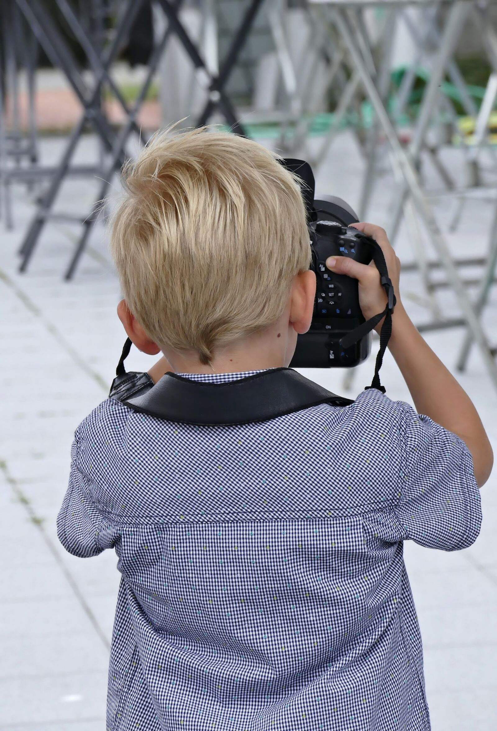 Panasonic Lumix DMC-FZ1000 sample photo. Boy, camera, photography photography