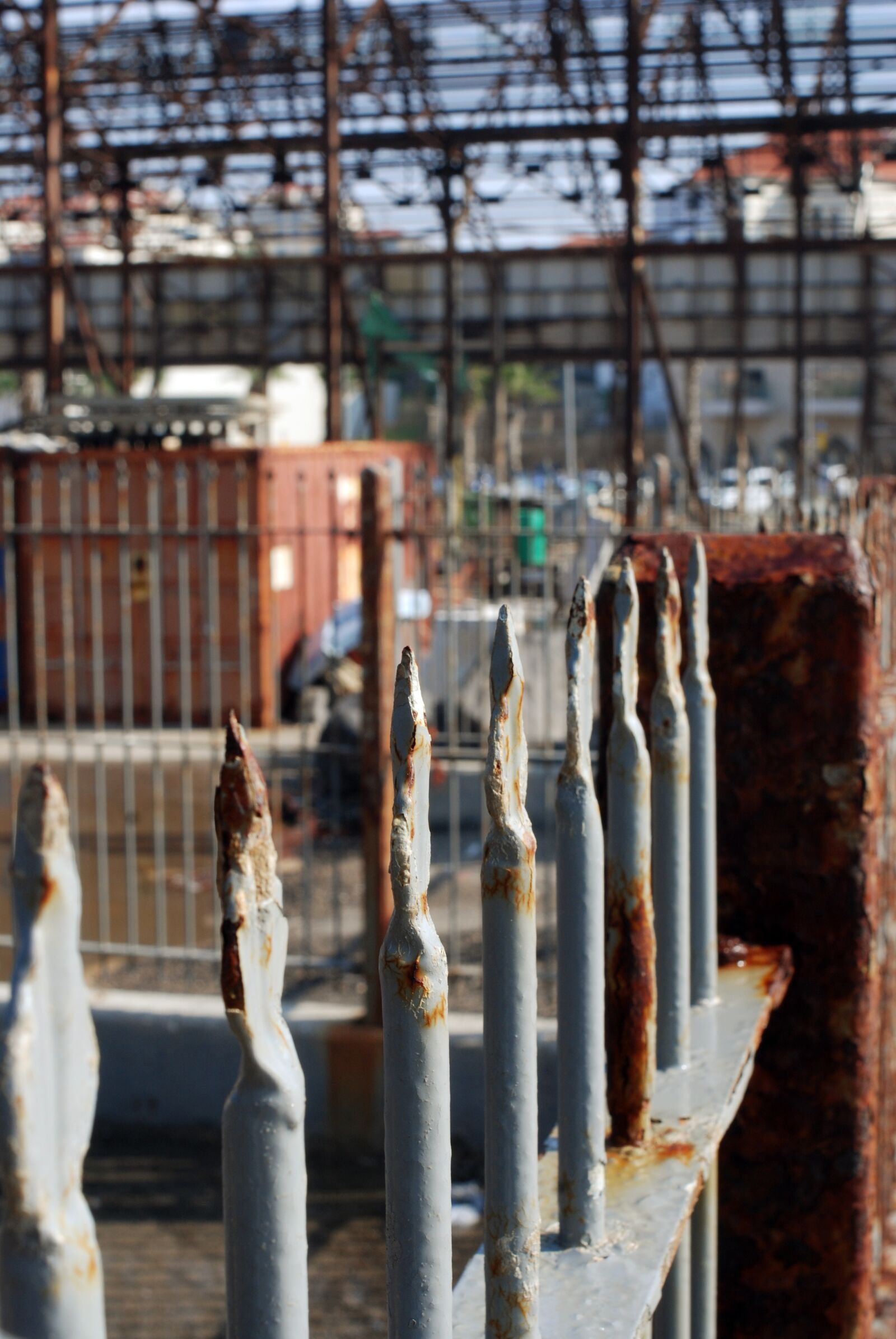Nikon D80 sample photo. Fence, rust, old photography