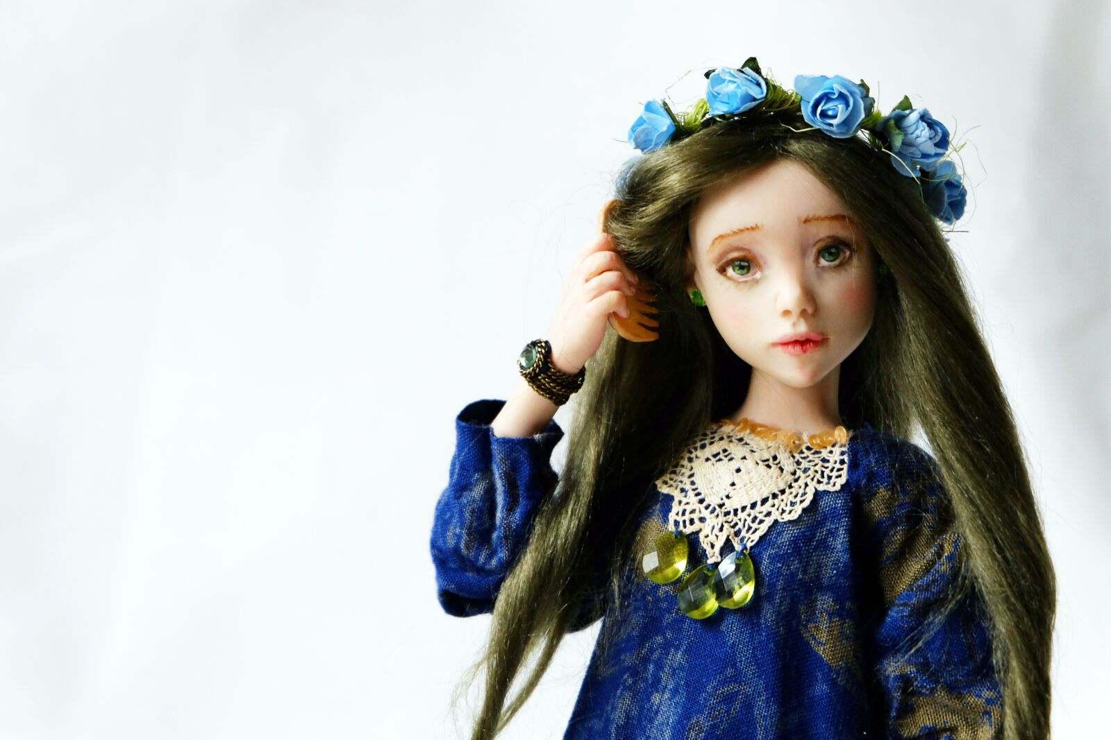 Fujifilm X-M1 sample photo. Baby doll, hair, girl photography