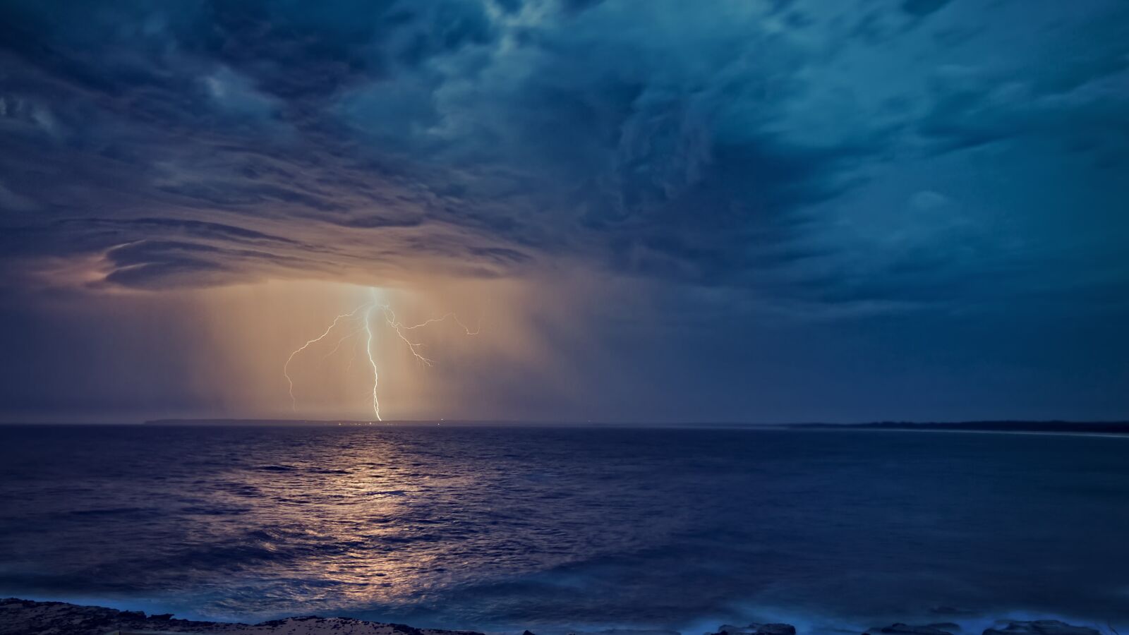 Nikon D500 sample photo. Lightning, storm, thunderstorm photography